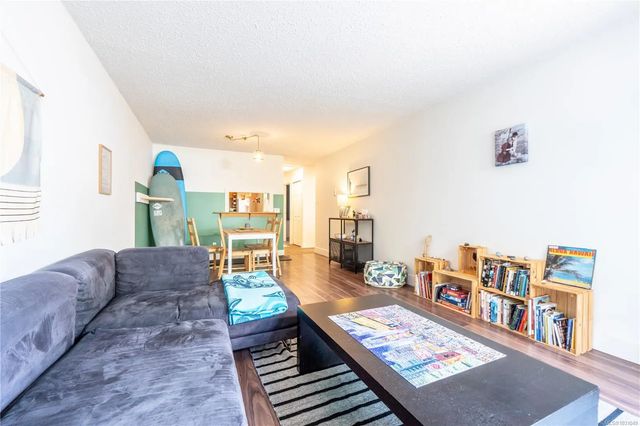3 of 23 - 250 Hemlock St 107, Ucluelet, BC