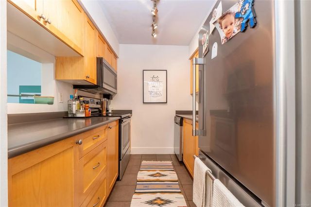 5 of 23 - 250 Hemlock St 107, Ucluelet, BC