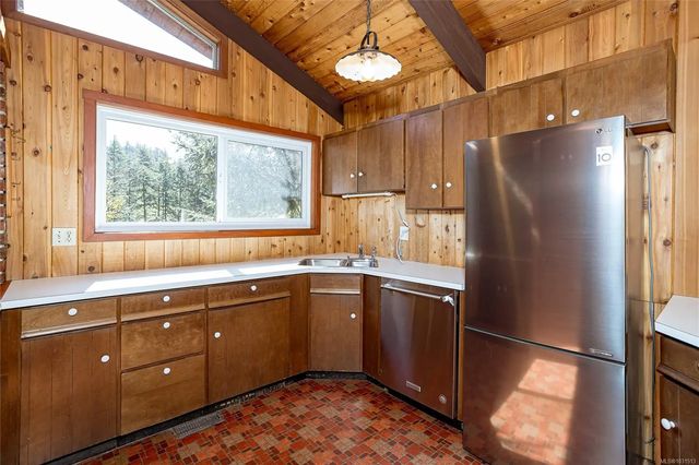 4 of 35 - 4129 Happy Valley Rd, Metchosin, BC