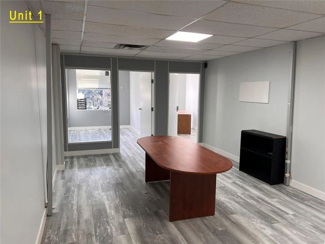 3 of 21 - 37 Commercial St, Nanaimo, BC
