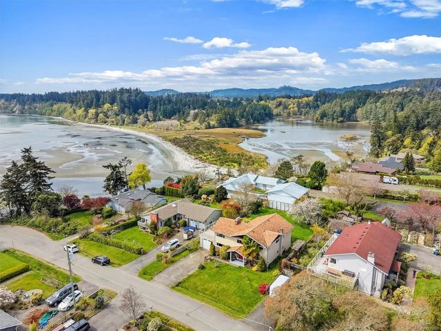 3 of 61 - 55 Bradene Rd, Metchosin, BC