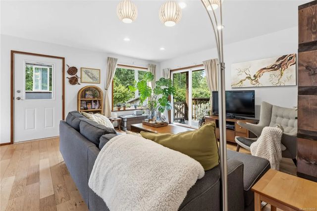 5 of 43 - 75 Sutton Rd, Ucluelet, BC