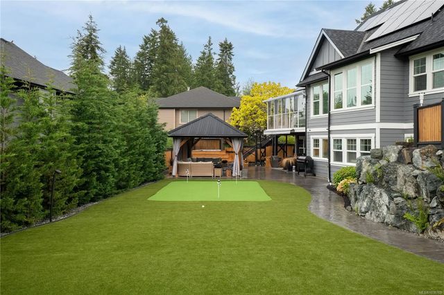 5 of 63 - 946 Gillespie Pl, Mill Bay, BC