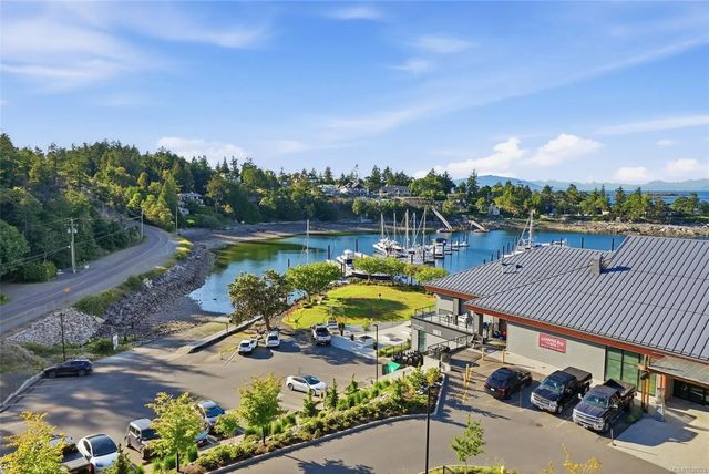 2 of 46 - 3529 Dolphin Dr 502, Nanoose Bay, BC