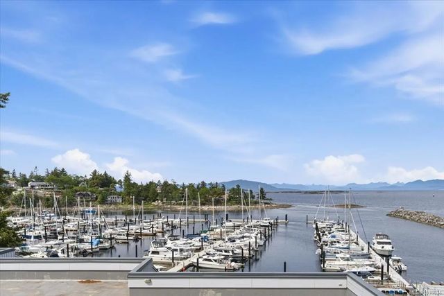 2 of 51 - 3555 Outrigger Rd 405, Nanoose Bay, BC