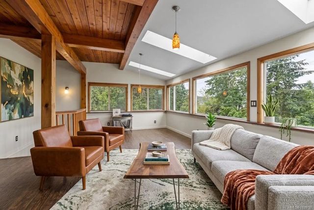 2 of 54 - 3186 Dolphin Dr, Nanoose Bay, BC