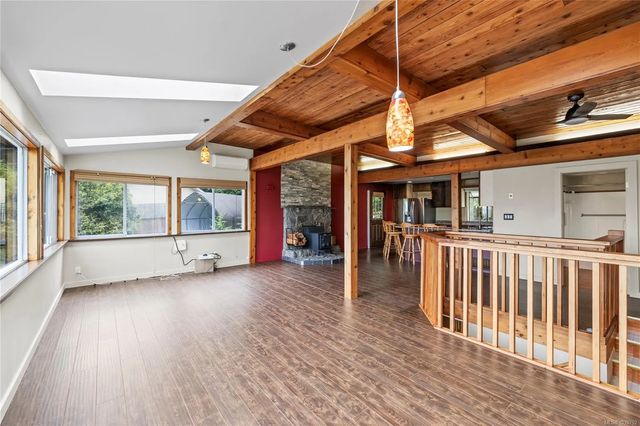 3 of 54 - 3186 Dolphin Dr, Nanoose Bay, BC