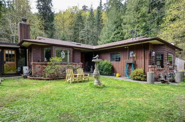 2 of 37 - 3780 Sooke Rd, Metchosin, BC