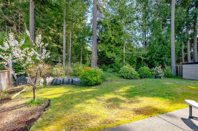 2 of 36 - 2513 Glendoik Way, Mill Bay, BC
