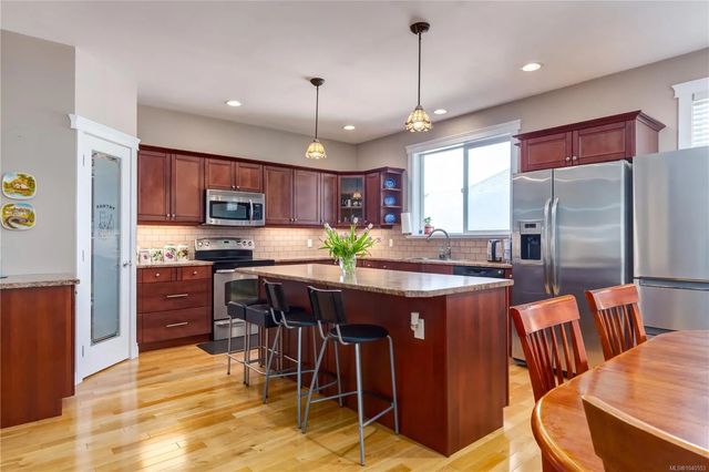 4 of 36 - 2513 Glendoik Way, Mill Bay, BC