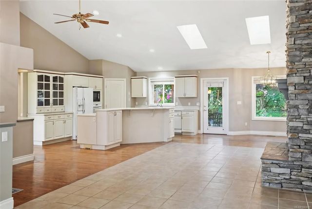 3 of 35 - 1747 Sangster Cres, Nanoose Bay, BC