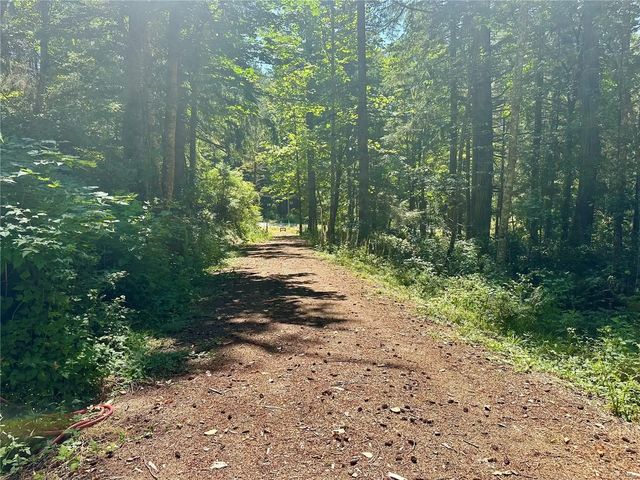 3 of 9 - 130 Blackburn Rd, Salt Spring, BC