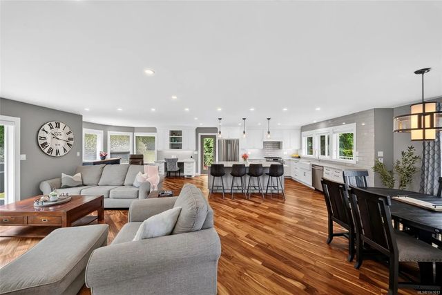 5 of 41 - 2394 Tanner Ridge Pl, Central Saanich, BC