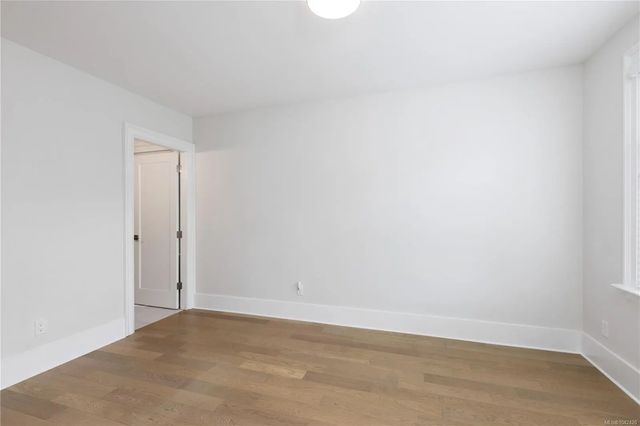 5 of 55 - 2052 Carrick St, Oak Bay, BC
