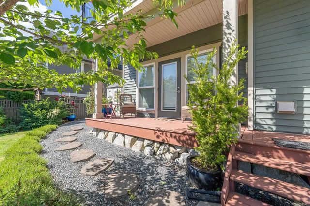 3 of 62 - 908 Hanington Rd, Ladysmith, BC