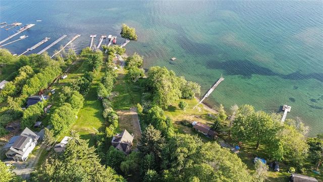 4 of 77 - 11464 Youbou Rd, Youbou, BC