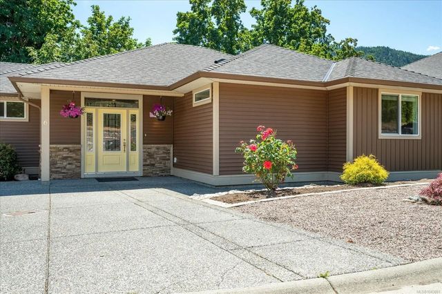 2 of 58 - 313 Holland Creek Pl 6, Ladysmith, BC