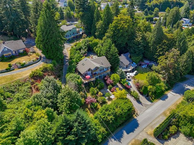 3 of 57 - 2550 Seaview Rd, Mill Bay, BC