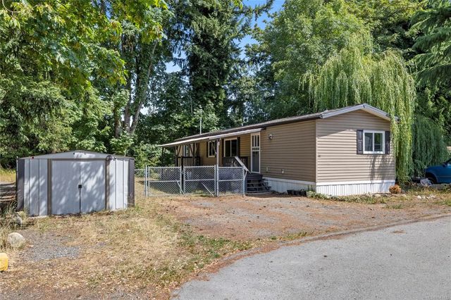 2 of 26 - 971 Douglas Ave 80, Nanaimo, BC