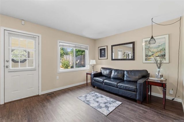 5 of 34 - 308 Holly Ave, Nanaimo, BC