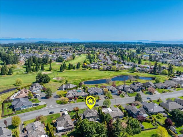 3 of 59 - 729 Crown Isle Dr, Courtenay, BC