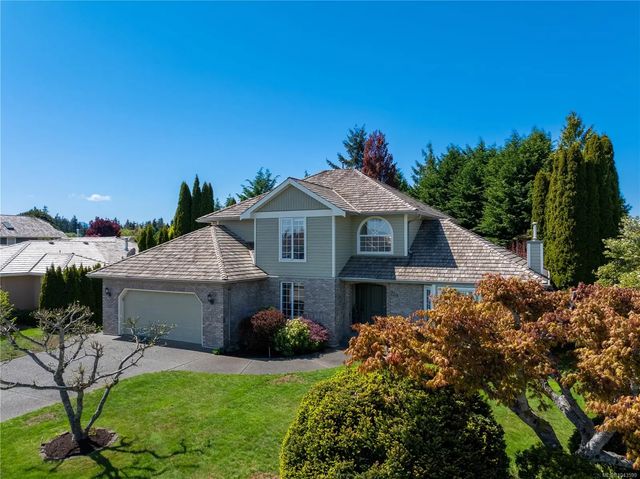 5 of 59 - 729 Crown Isle Dr, Courtenay, BC