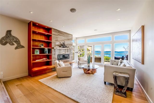 2 of 47 - 4771 Cordova Bay Rd 20, Saanich, BC