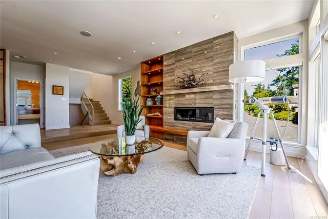 4 of 47 - 4771 Cordova Bay Rd 20, Saanich, BC