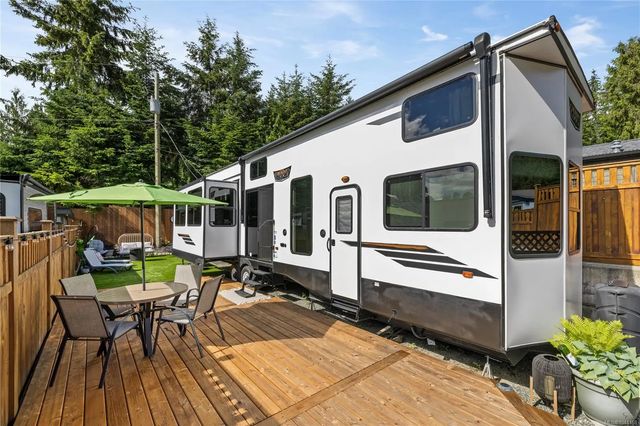 3 of 57 - 8389 Sa-seen-os Rd 4a, Youbou, BC