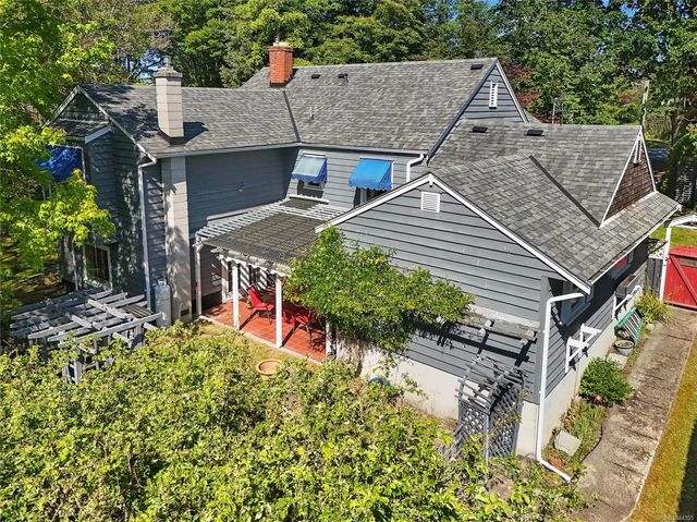 5 of 60 - 4296 Cedar Hill Rd, Saanich, BC