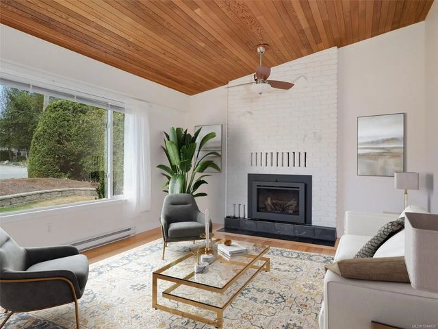 3 of 36 - 7927 Wallace Dr, Central Saanich, BC