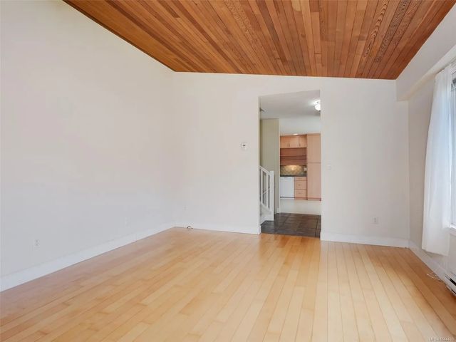 5 of 36 - 7927 Wallace Dr, Central Saanich, BC