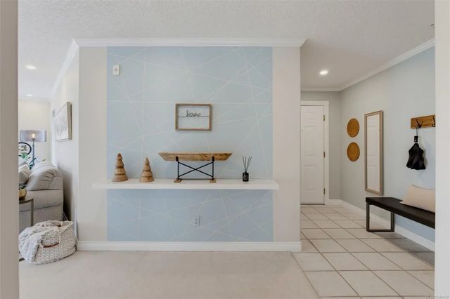 4 of 40 - 940 Boulderwood Rise 201, Saanich, BC