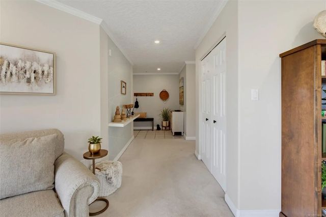5 of 40 - 940 Boulderwood Rise 201, Saanich, BC
