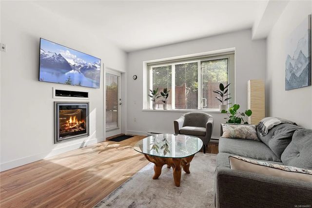 2 of 30 - 4030 Borden St 102, Saanich, BC