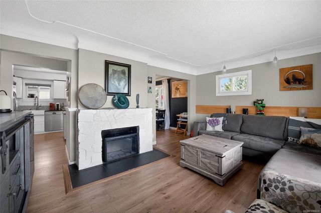 3 of 57 - 439 Stirling Ave, Nanaimo, BC
