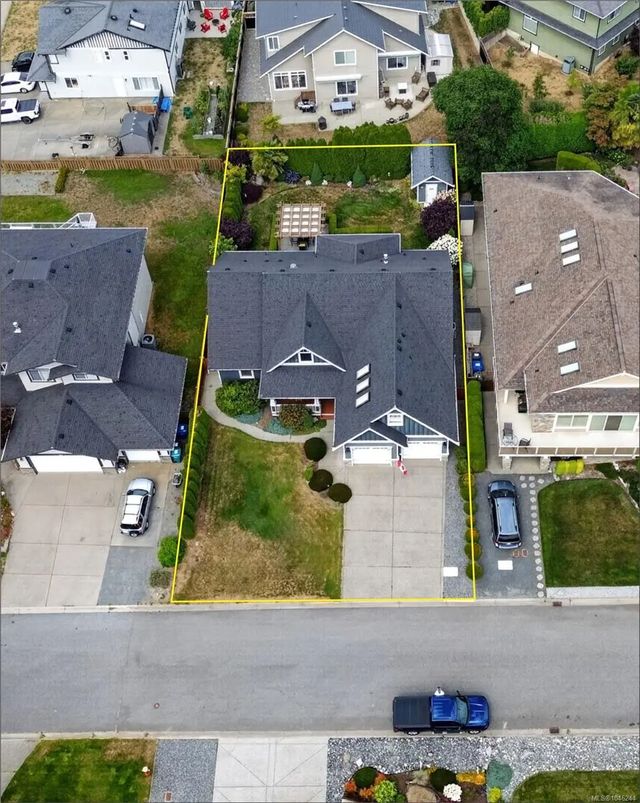 3 of 43 - 3306 Savannah Pl, Nanaimo, BC