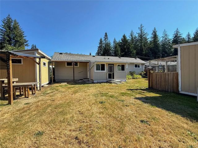 4 of 47 - 2361 Campbell River Rd, Campbell River, BC