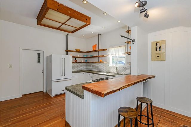 5 of 52 - 9899 Maple St, Chemainus, BC
