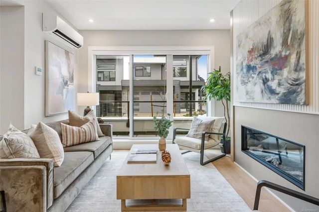 3 of 18 - 2511 Bronzite Pl, Langford, BC