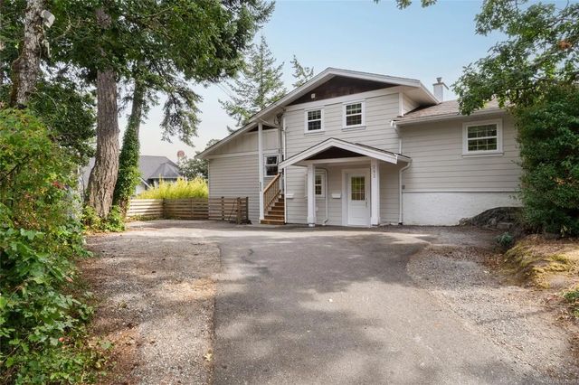 5 of 70 - 253/255 Heddle Ave, View Royal, BC