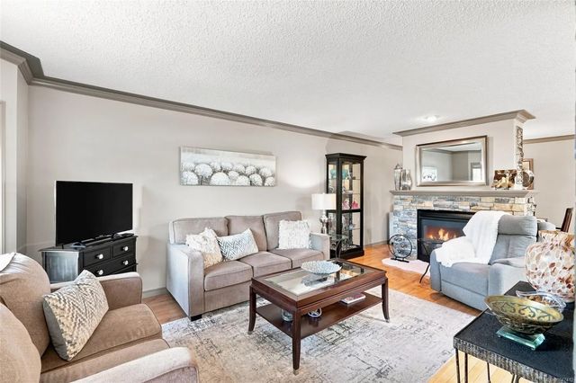 2 of 46 - 4039 Valewood Dr, Nanaimo, BC