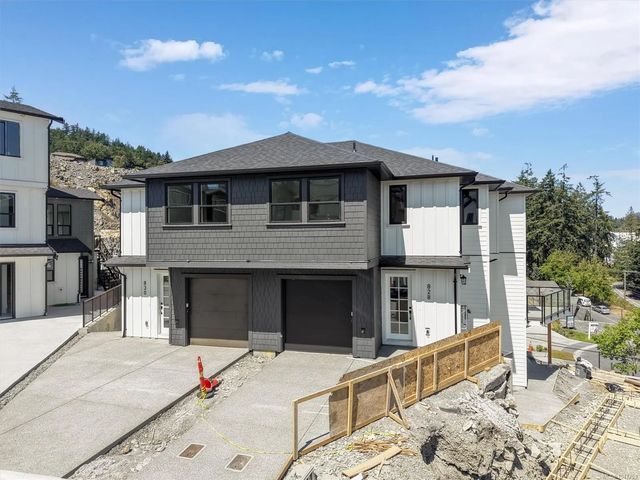 2 of 2 - 828 Blackbird Pl, Langford, BC