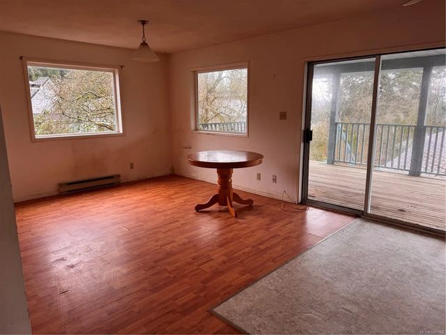 5 of 11 - 349 Rockland Rd, Campbell River, BC