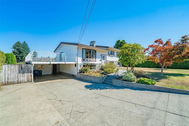 2 of 44 - 2440 Cosgrove Cres, Nanaimo, BC