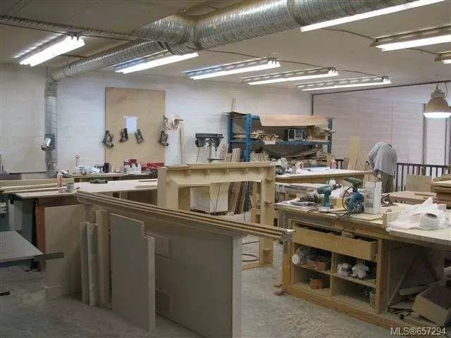 5 of 12 - 975a Price Rd, Errington, BC