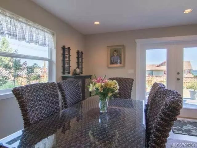 2 of 35 - 8025 Vye Rd, Crofton, BC