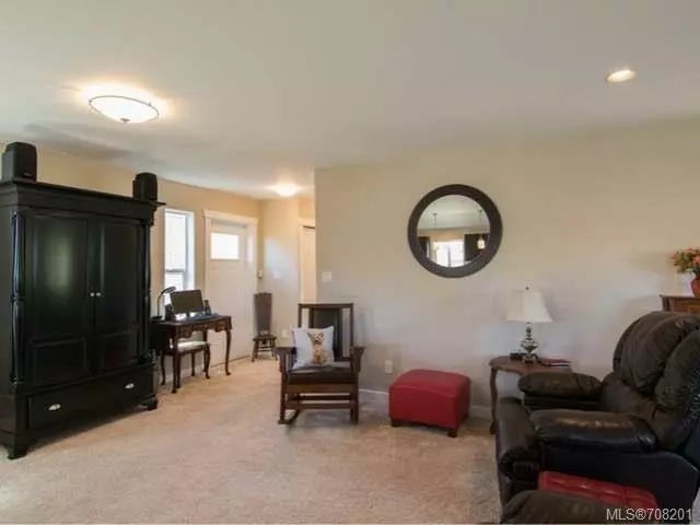 4 of 35 - 8025 Vye Rd, Crofton, BC