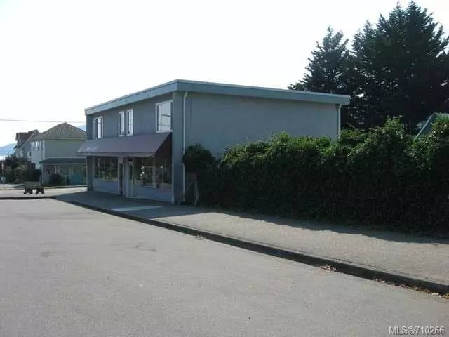 3 of 10 - 1578 Joan Ave, Crofton, BC