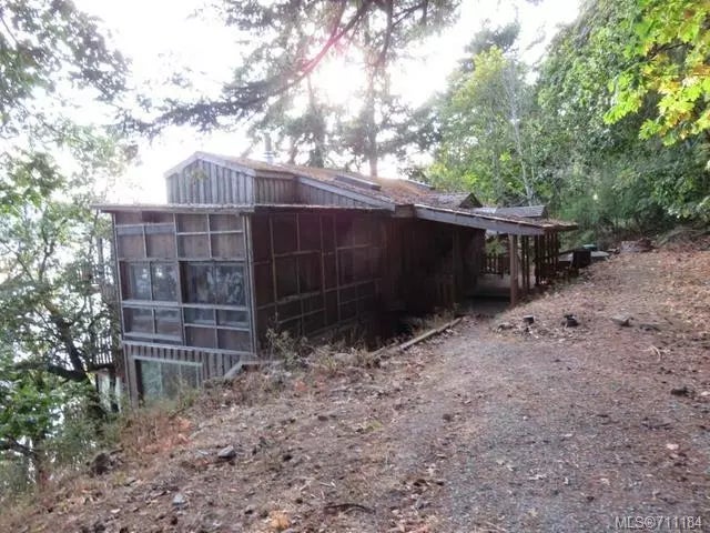 1 of 8 - 988 Khenipsen Rd, Cowichan Bay, BC